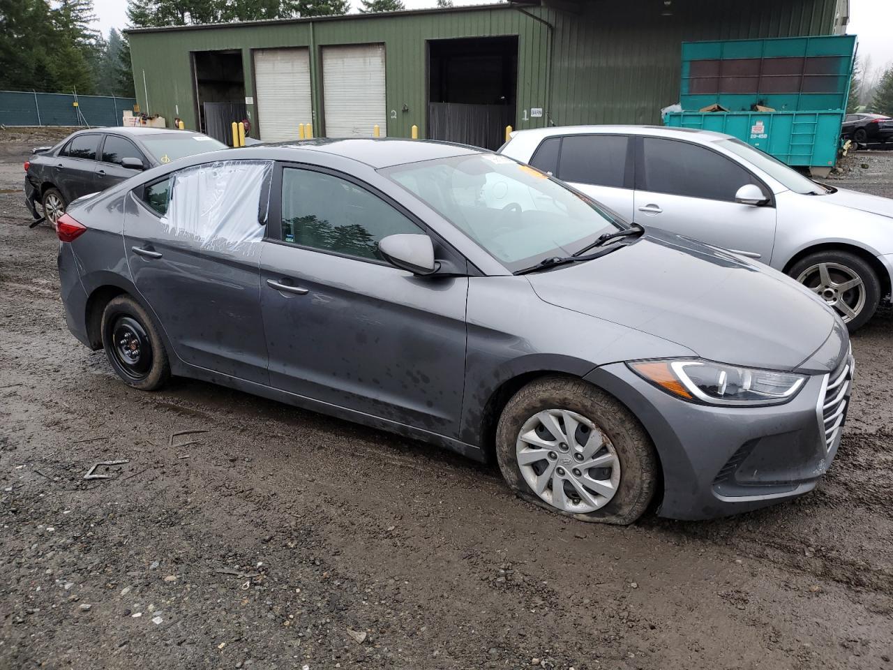 2018 HYUNDAI ELANTRA SE - Image 4