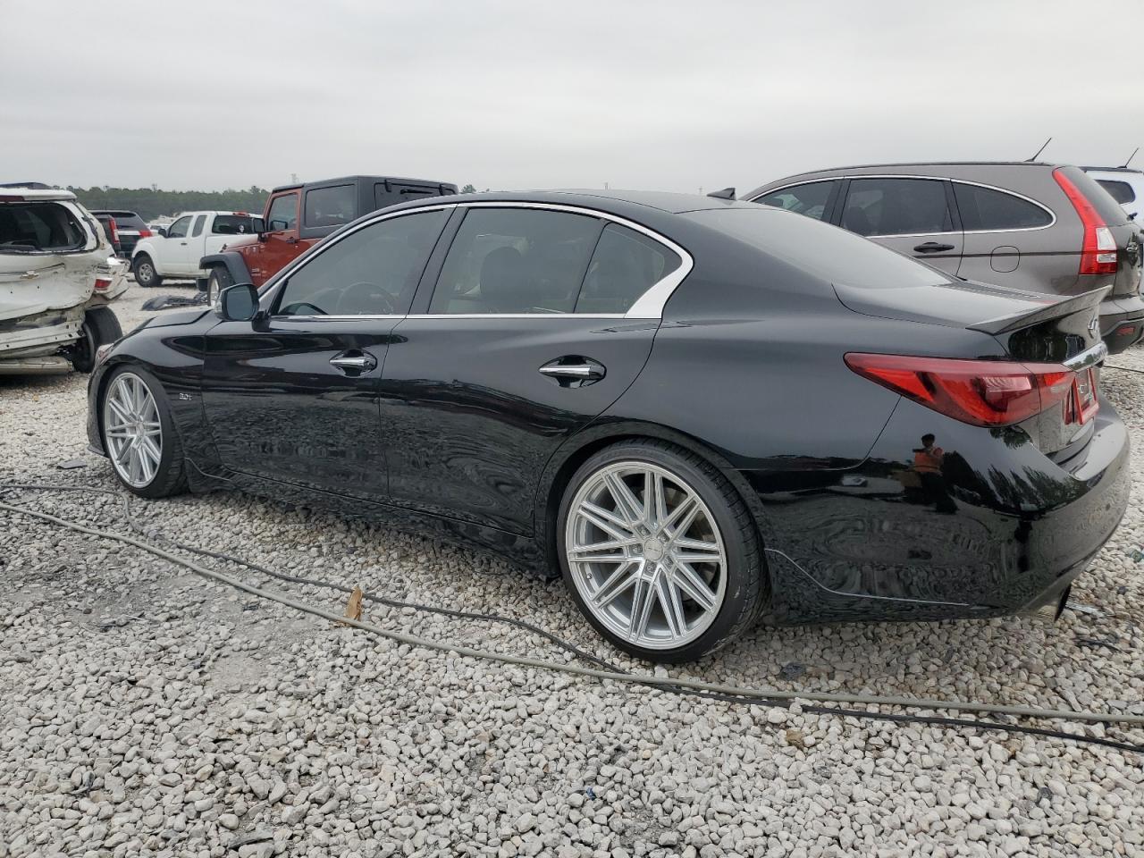 2018 INFINITI Q50 LUXE - Image 2