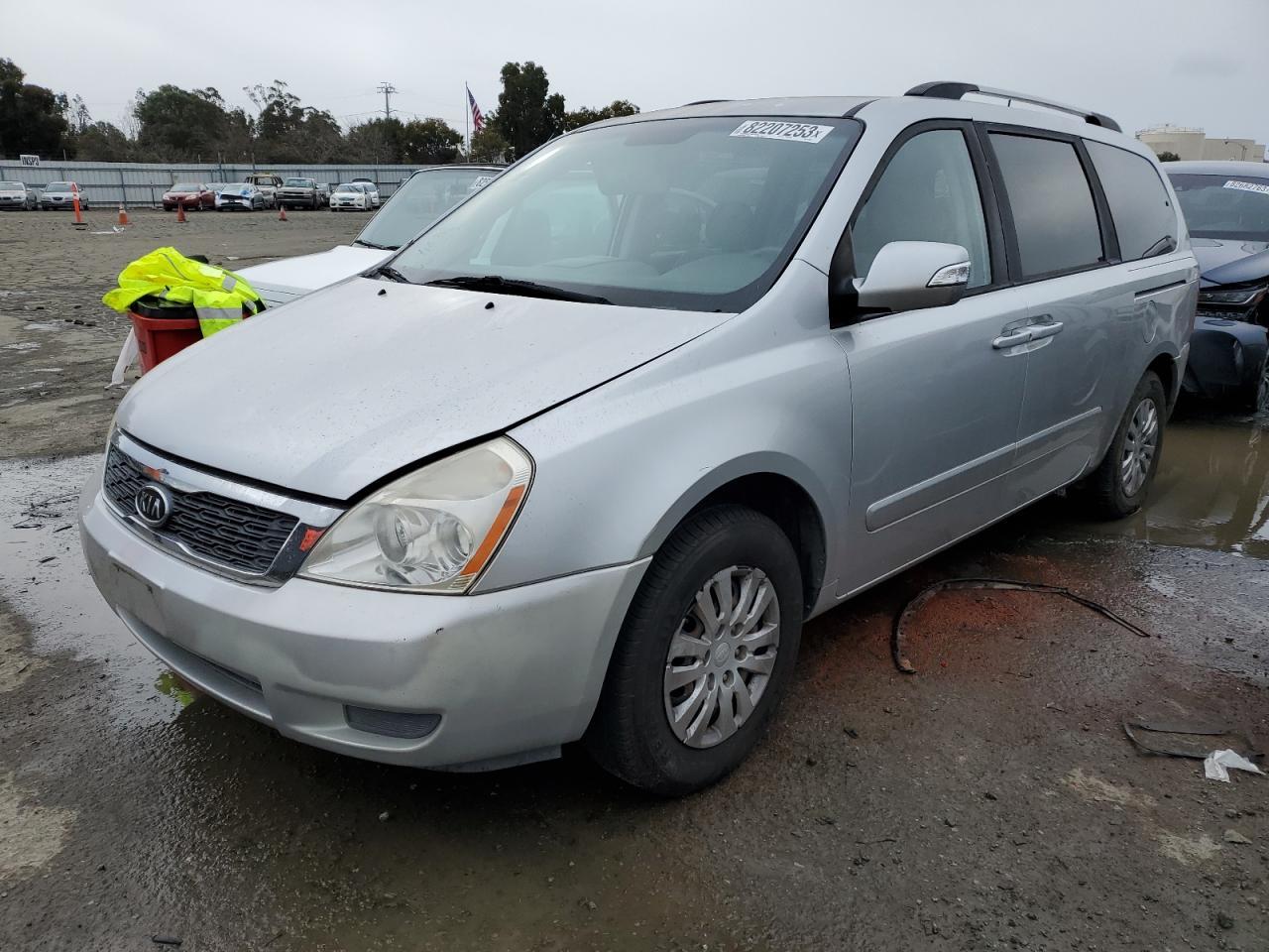 2012 KIA SEDONA LX car image