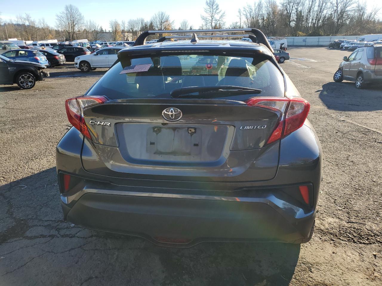 2019 TOYOTA C-HR XLE - Фото 6