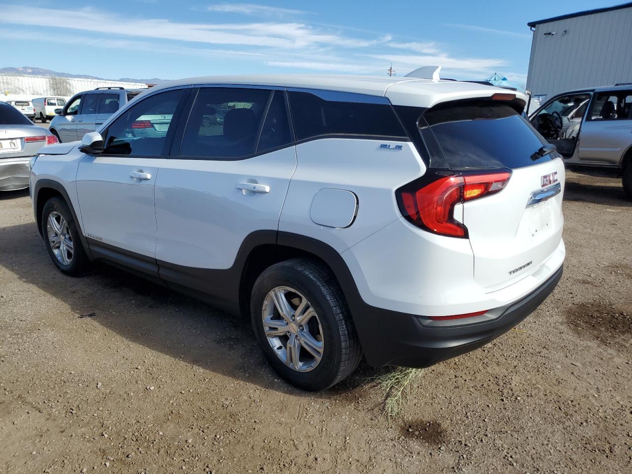 2018 GMC TERRAIN SL - Image 2