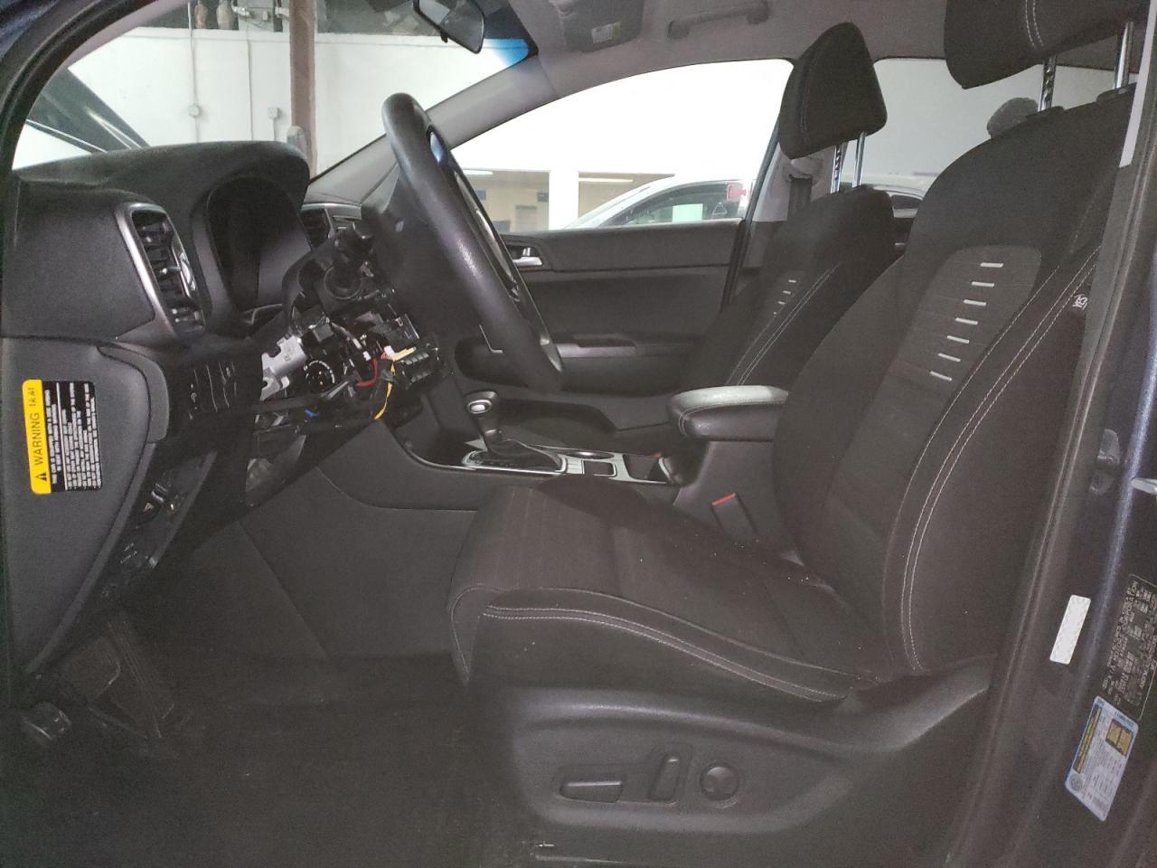 2017 KIA SPORTAGE L - Image 7