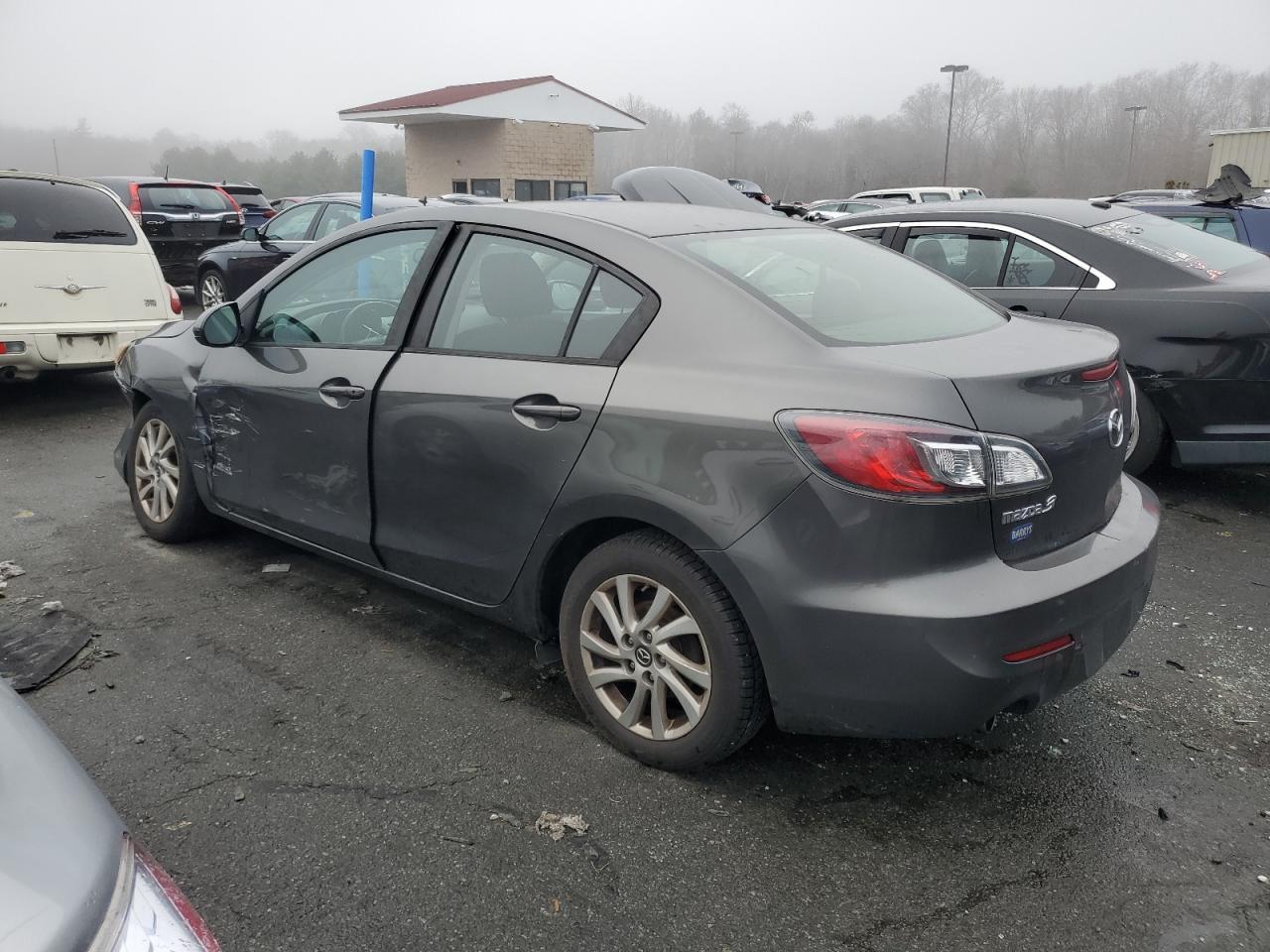 2013 MAZDA 3 I - Фото 2