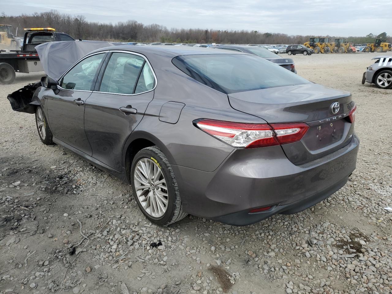 2018 TOYOTA CAMRY L - Image 2