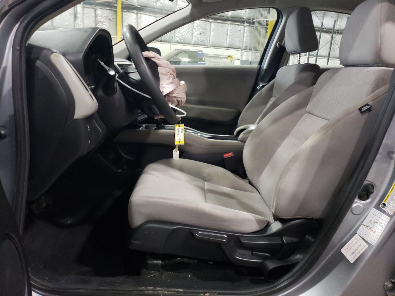2018 HONDA HR-V LX - Image 7