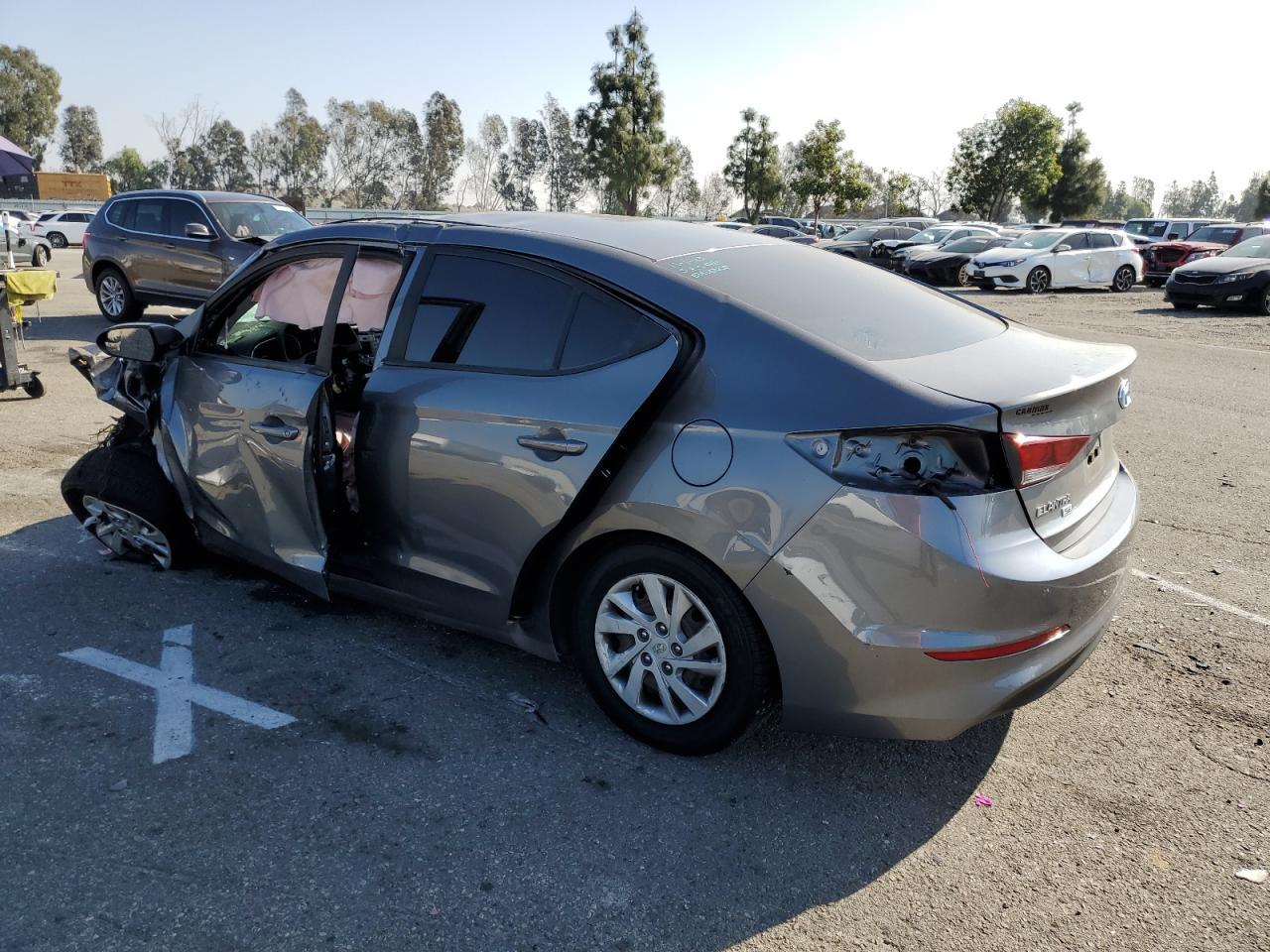 2018 HYUNDAI ELANTRA SE - Фото 2