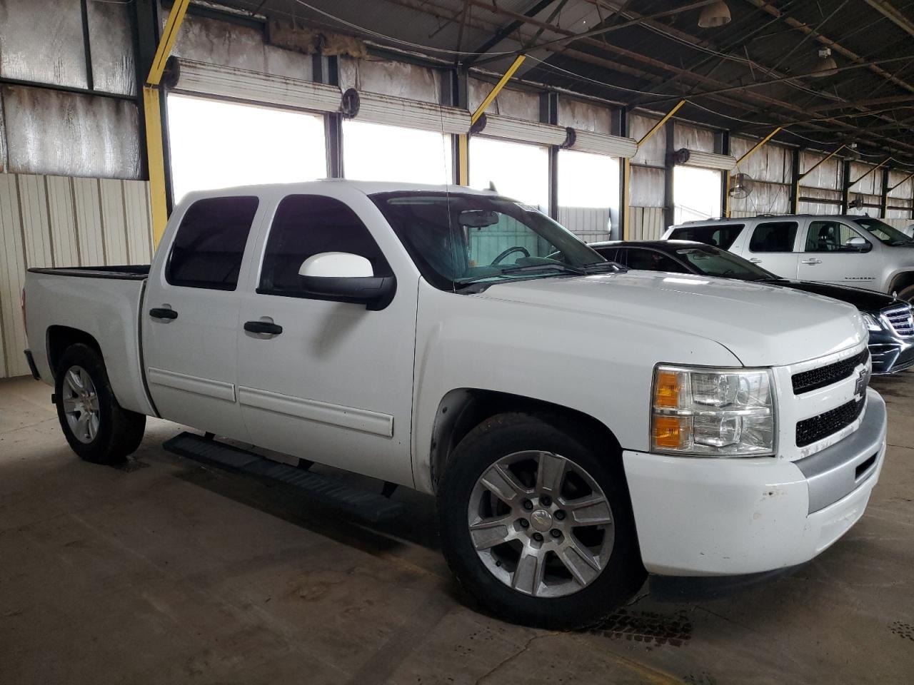 2012 CHEVROLET SILVERADO - Image 4