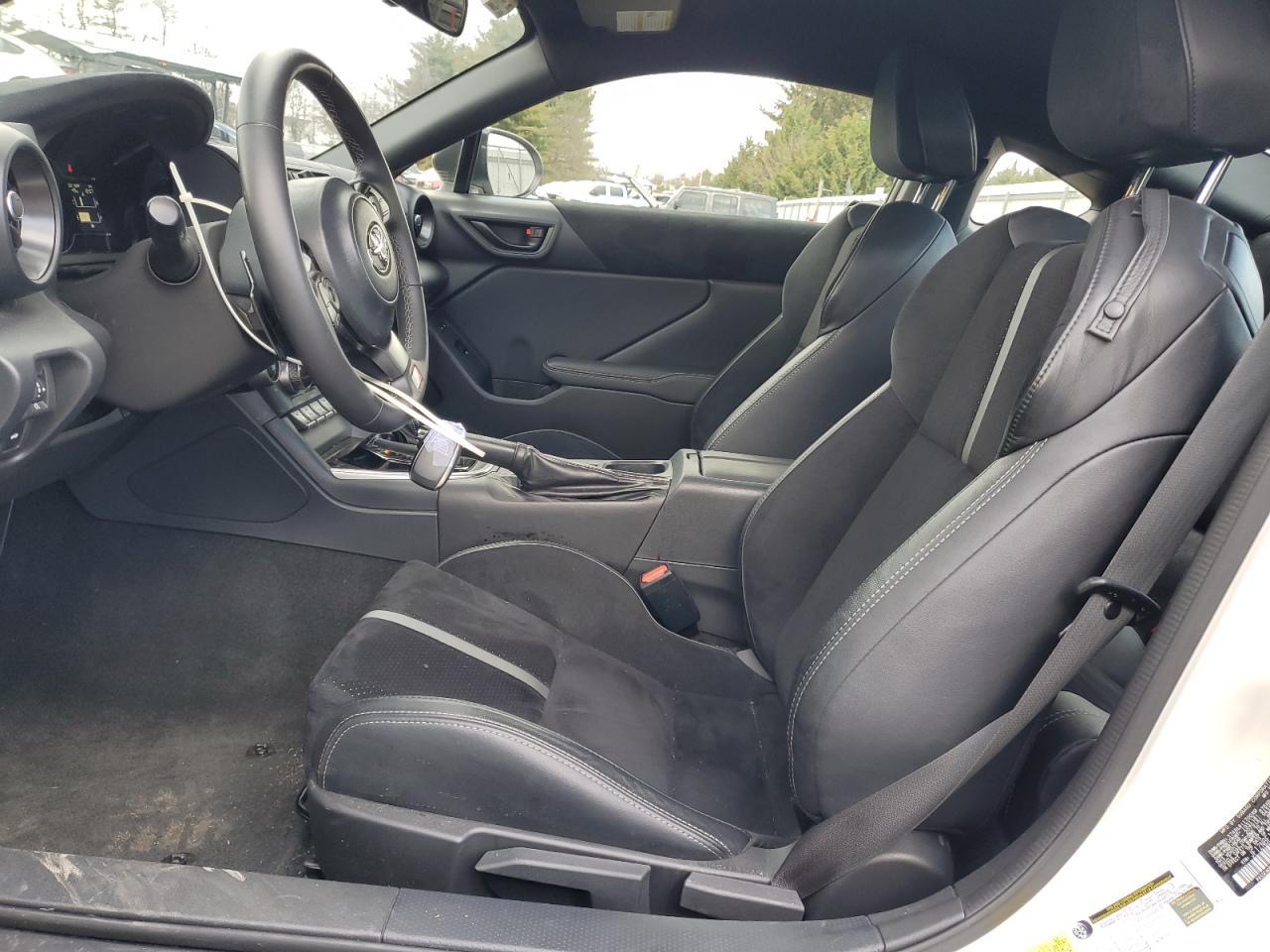 2023 TOYOTA GR 86 PREM - Фото 7