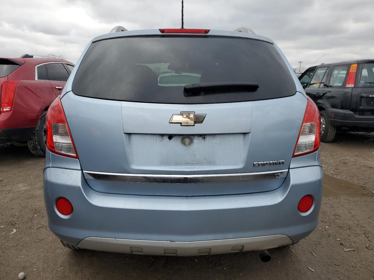 2013 CHEVROLET CAPTIVA LT - Image 6