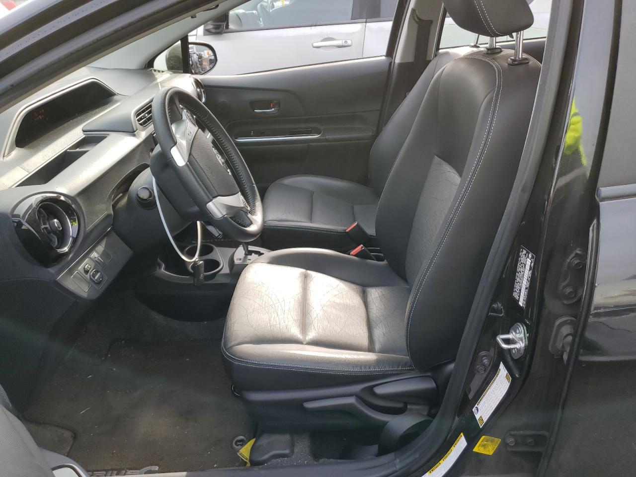 2016 TOYOTA PRIUS C - Фото 7