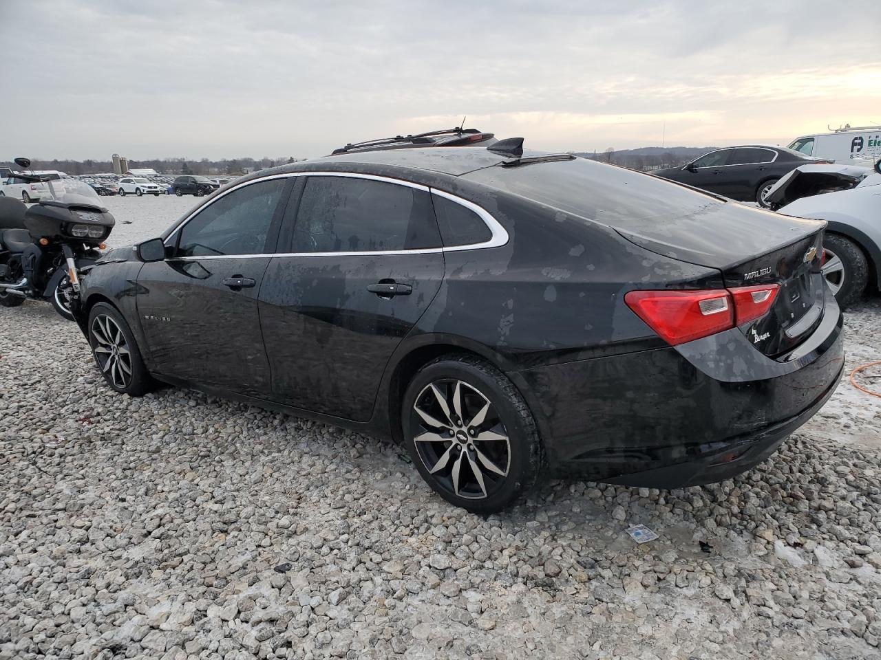 2017 CHEVROLET MALIBU LT - Фото 2