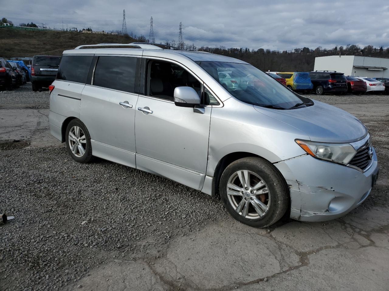 2011 NISSAN QUEST S - Фото 4