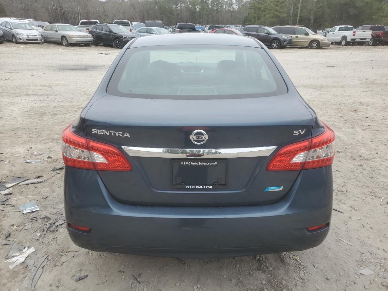 2013 NISSAN SENTRA S - Фото 6