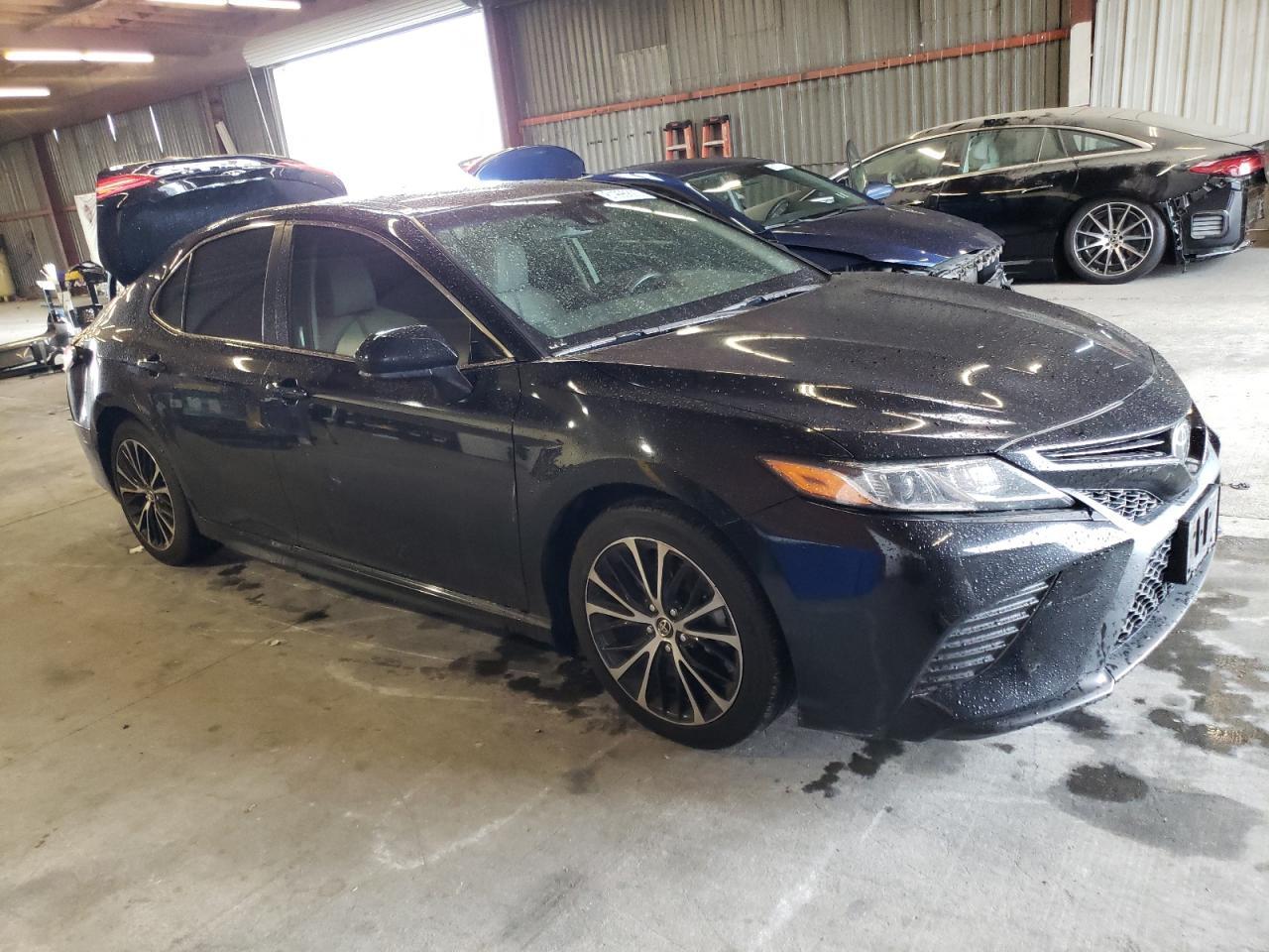 2018 TOYOTA CAMRY L - Image 4