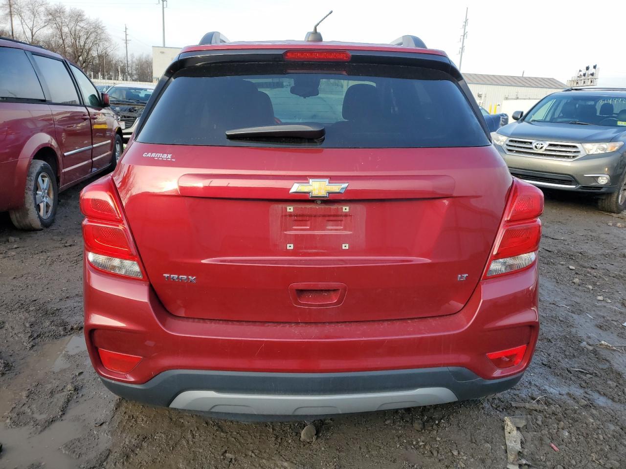 2019 CHEVROLET TRAX 1LT - Фото 6