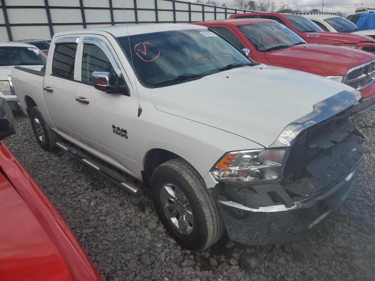2017 RAM 1500 ST - Фото 4