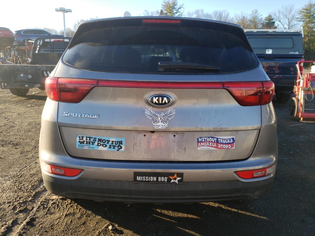 2017 KIA SPORTAGE L - Фото 6