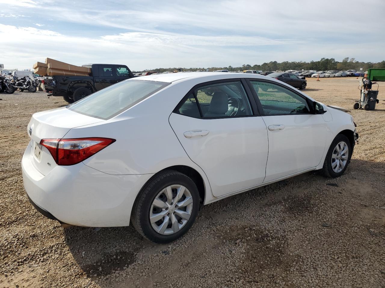 2016 TOYOTA COROLLA L - Фото 3