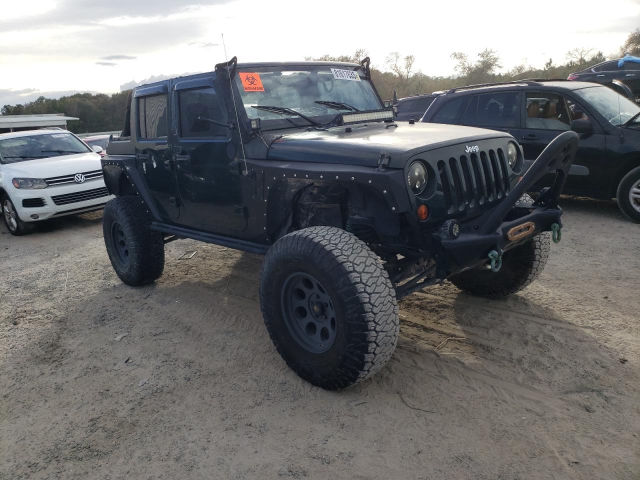 2010 JEEP WRANGLER U - Image 4