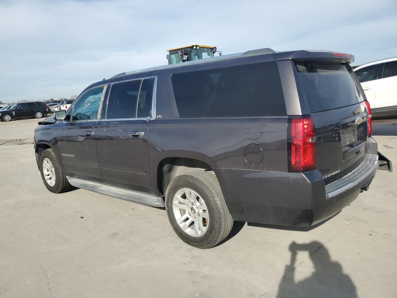 2015 CHEVROLET SUBURBAN C - Фото 2