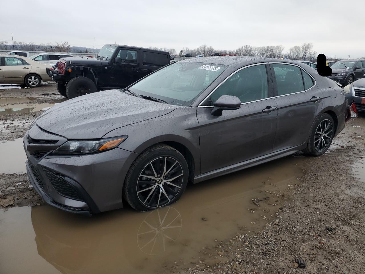 2021 TOYOTA CAMRY SE