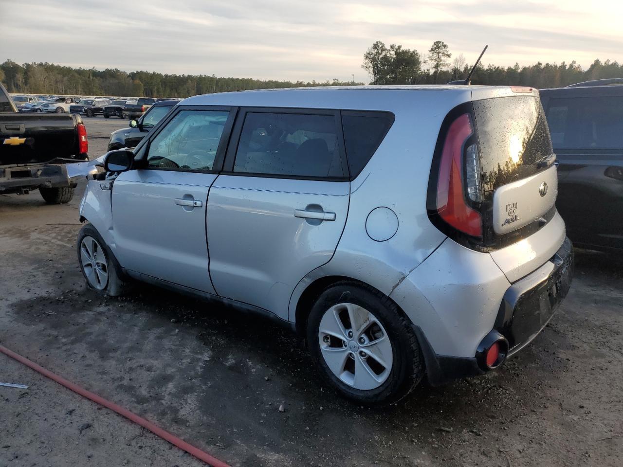 2016 KIA SOUL + - Фото 2