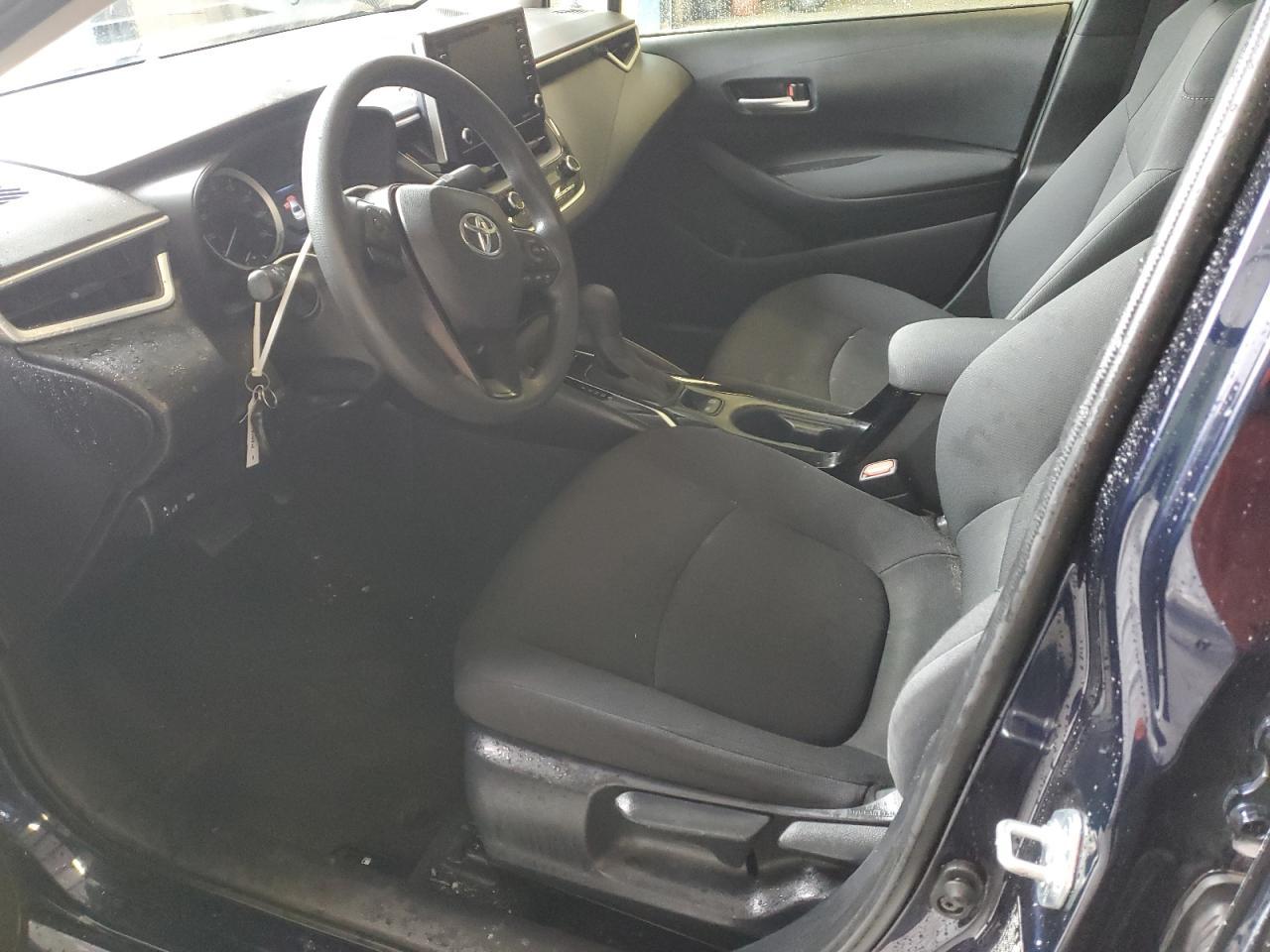 2021 TOYOTA COROLLA LE - Фото 7