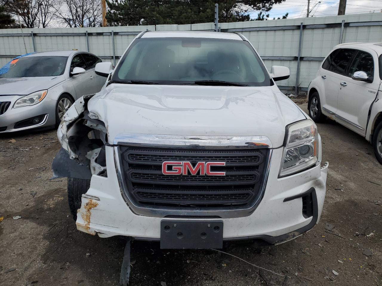 2016 GMC TERRAIN SL - Image 5
