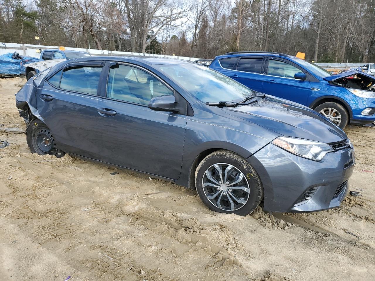 2015 TOYOTA COROLLA L - Image 4