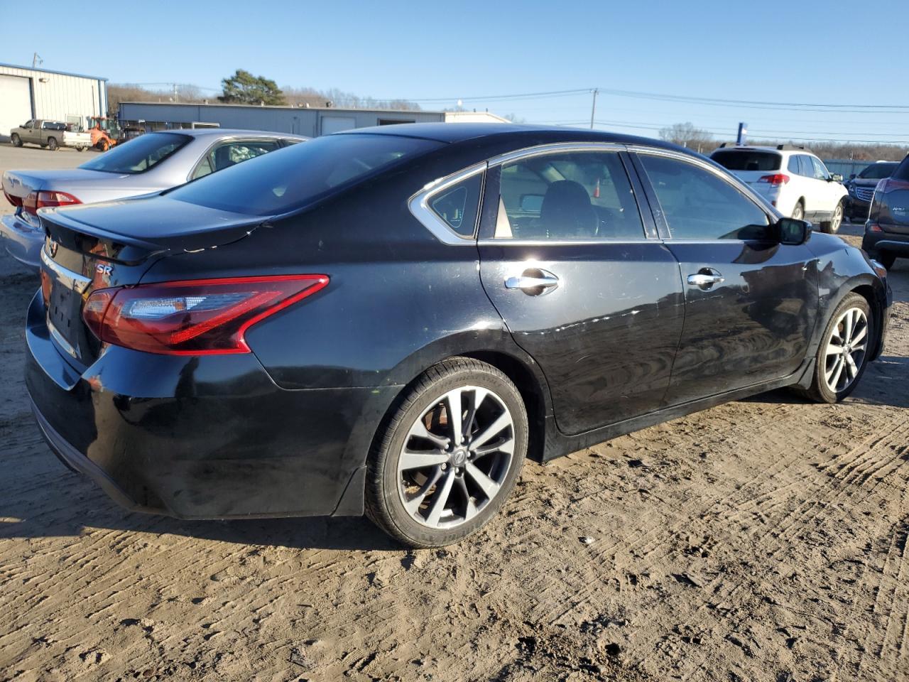 2017 NISSAN ALTIMA 2.5 - Фото 3
