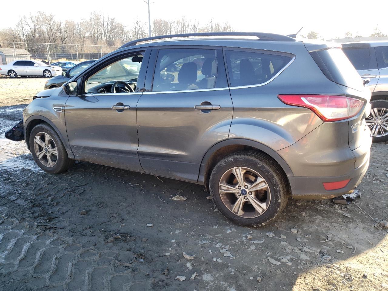 2015 FORD ESCAPE SE - Image 2