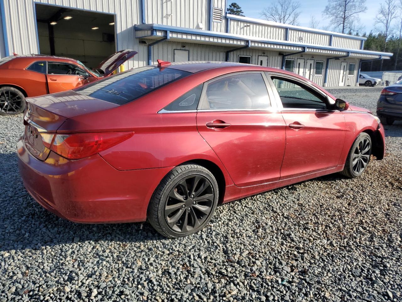 2011 HYUNDAI SONATA GLS - Image 3