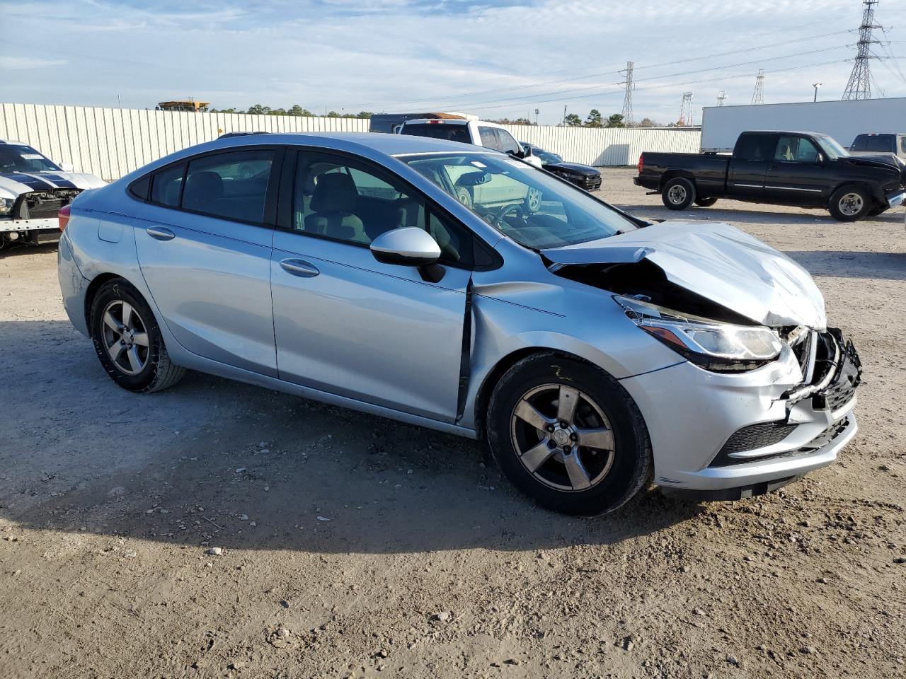 2017 CHEVROLET CRUZE LS - Фото 4