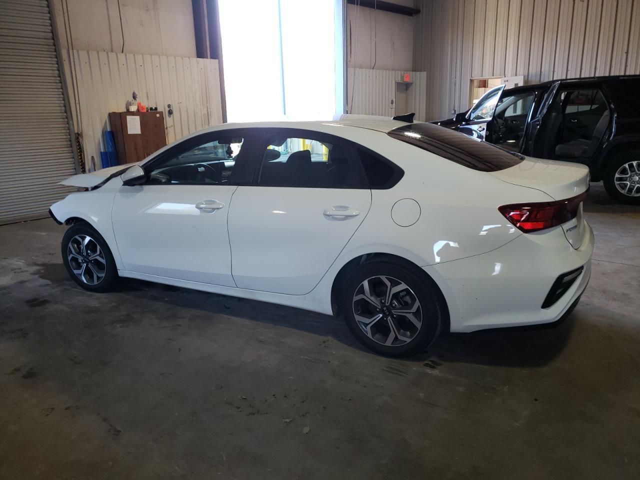 2020 KIA FORTE FE - Image 2