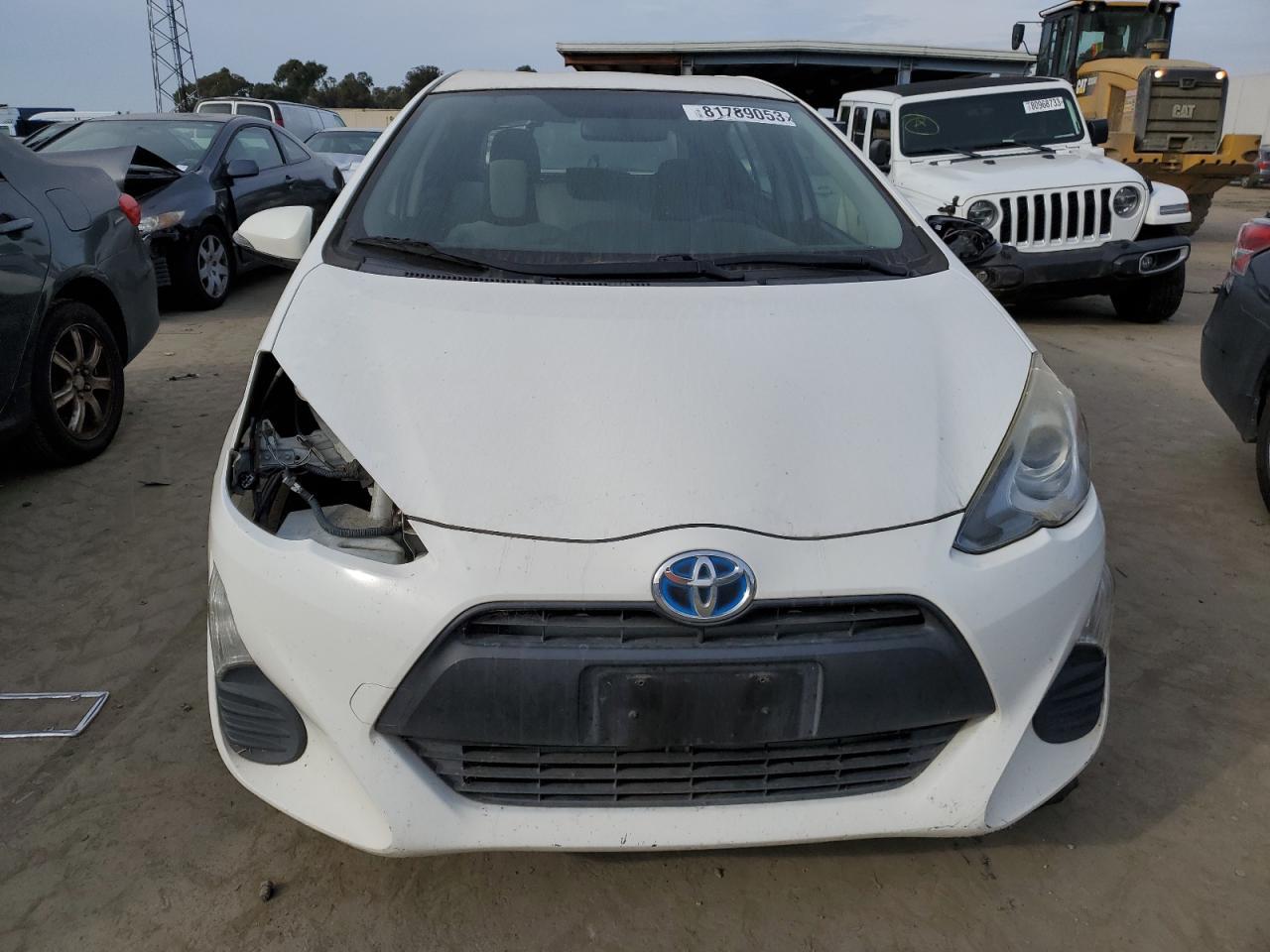 2016 TOYOTA PRIUS C - Image 5