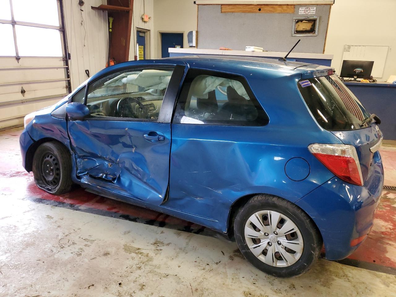 2013 TOYOTA YARIS - Фото 2