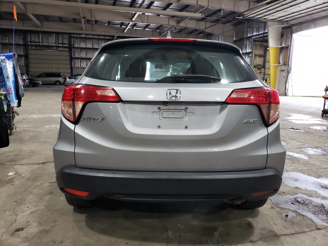 2018 HONDA HR-V LX - Image 6