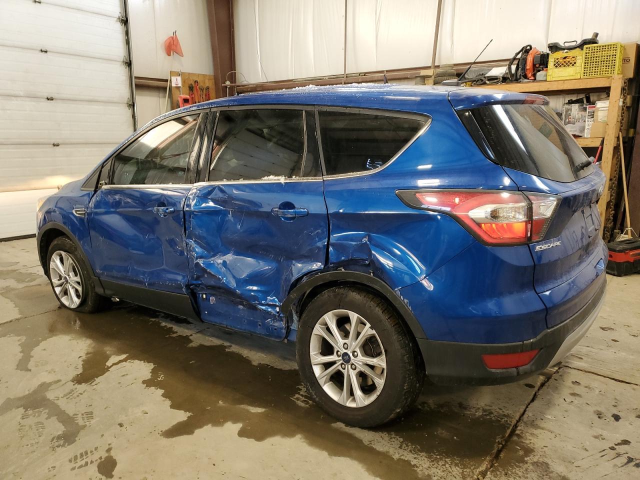 2017 FORD ESCAPE SE - Image 2