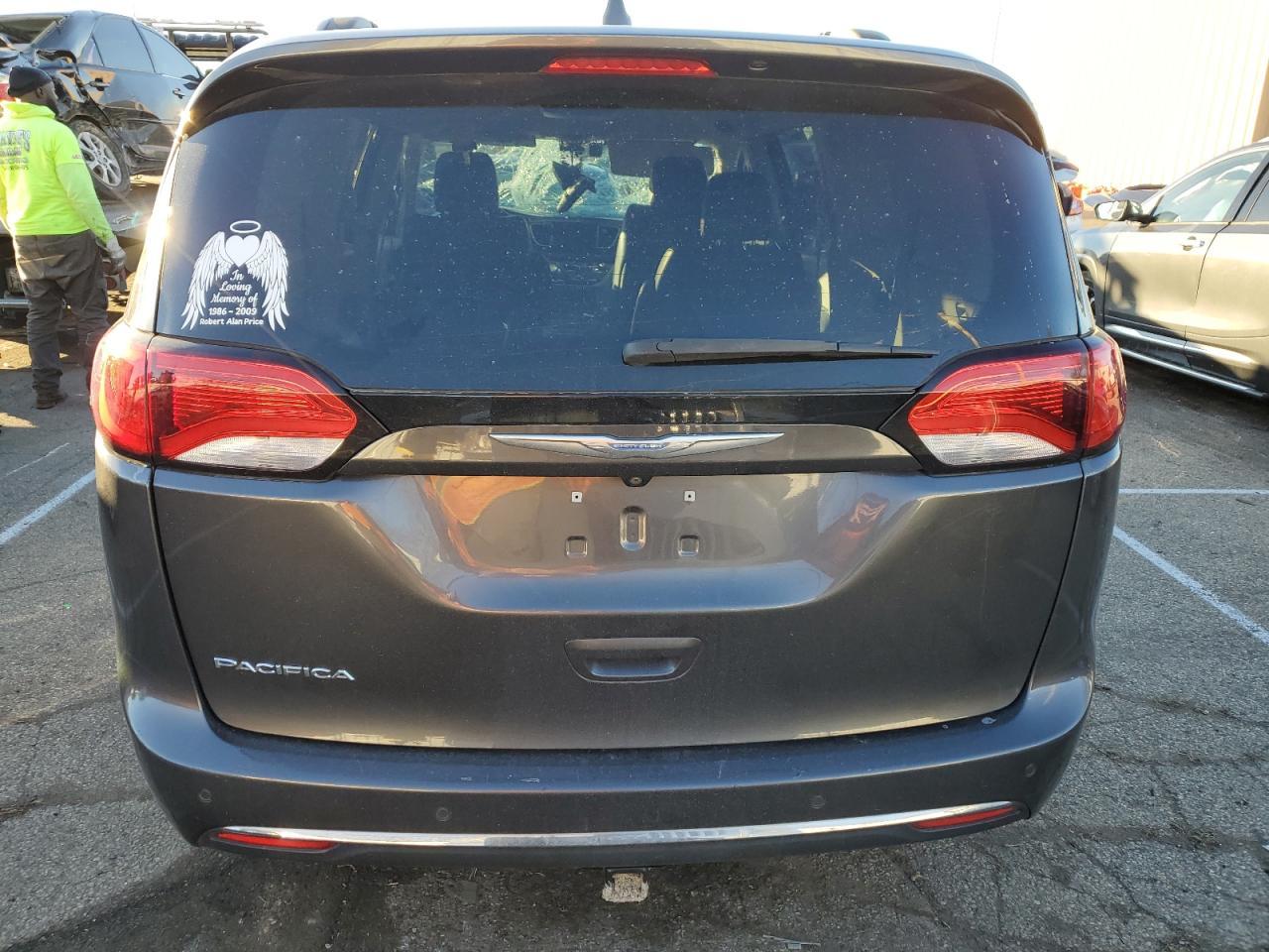 2017 CHRYSLER PACIFICA T - Image 6