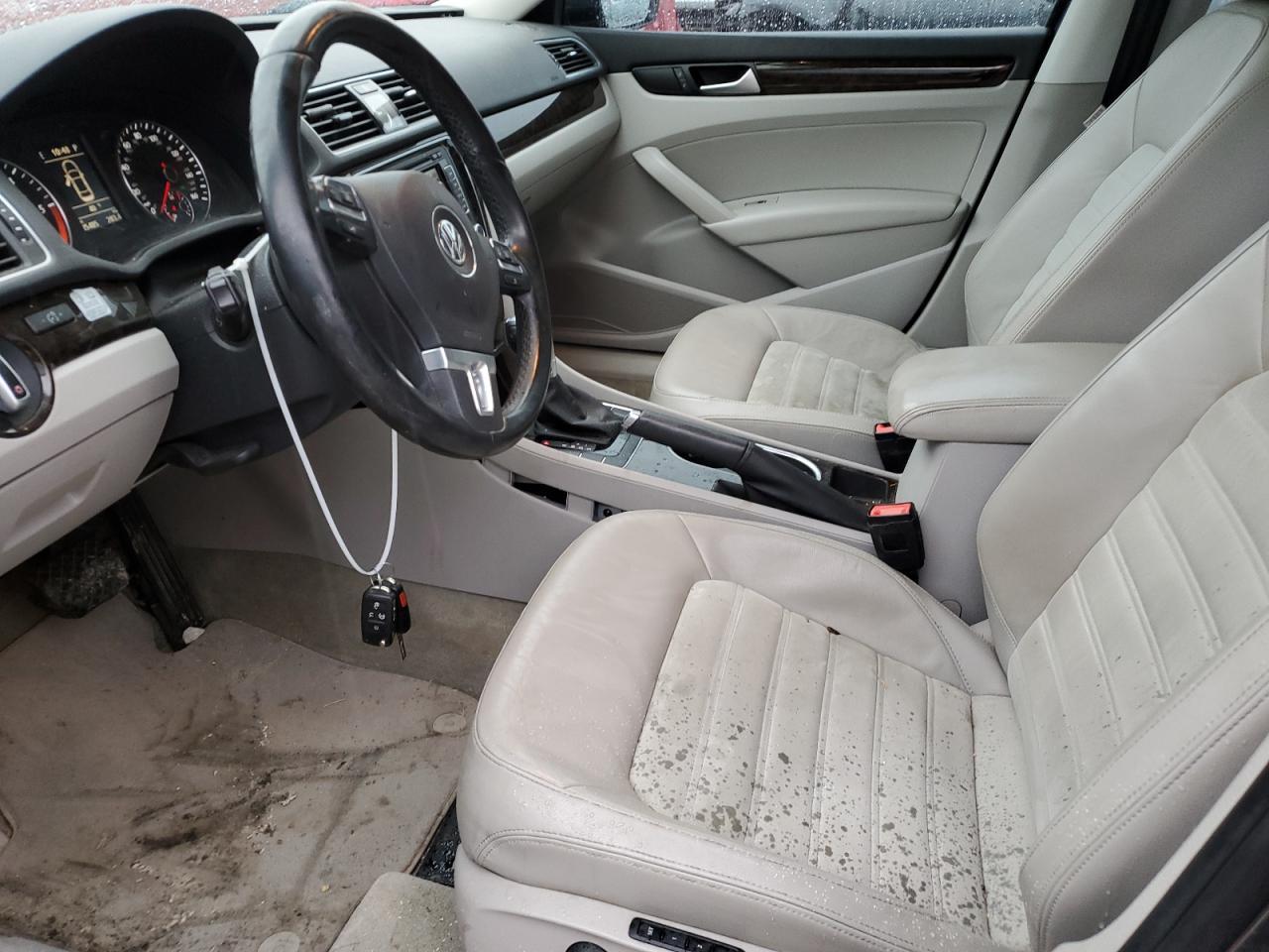 2014 VOLKSWAGEN PASSAT SEL - Фото 7