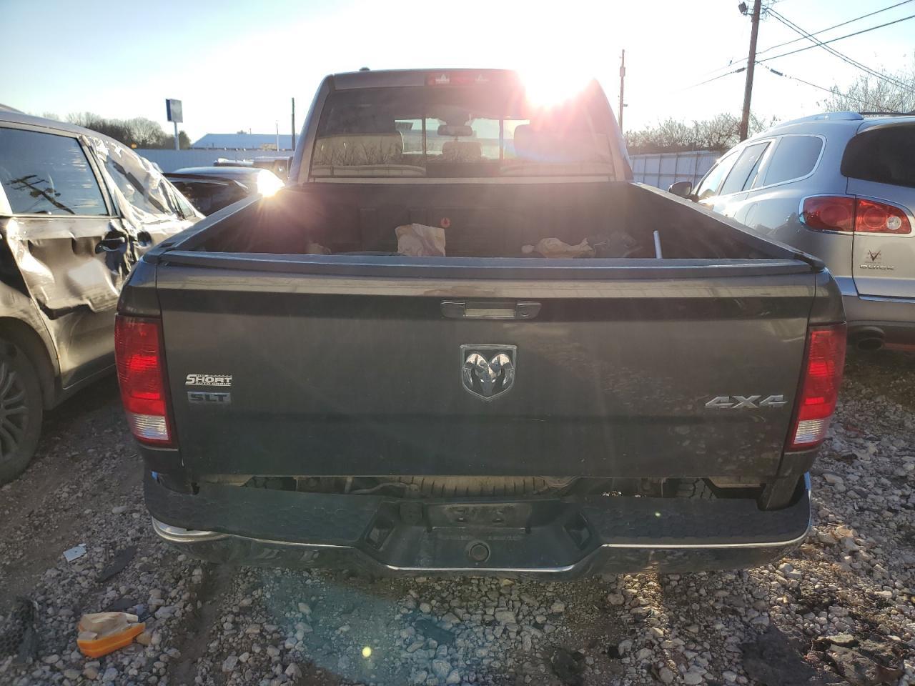 2014 RAM 1500 SLT - Image 6