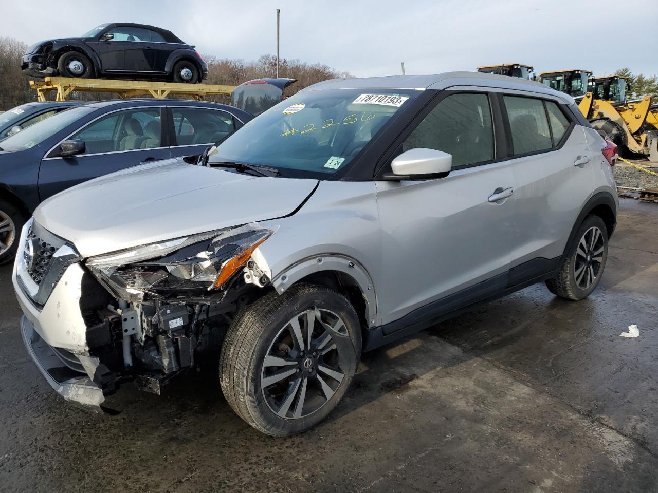 2019 NISSAN KICKS S car image