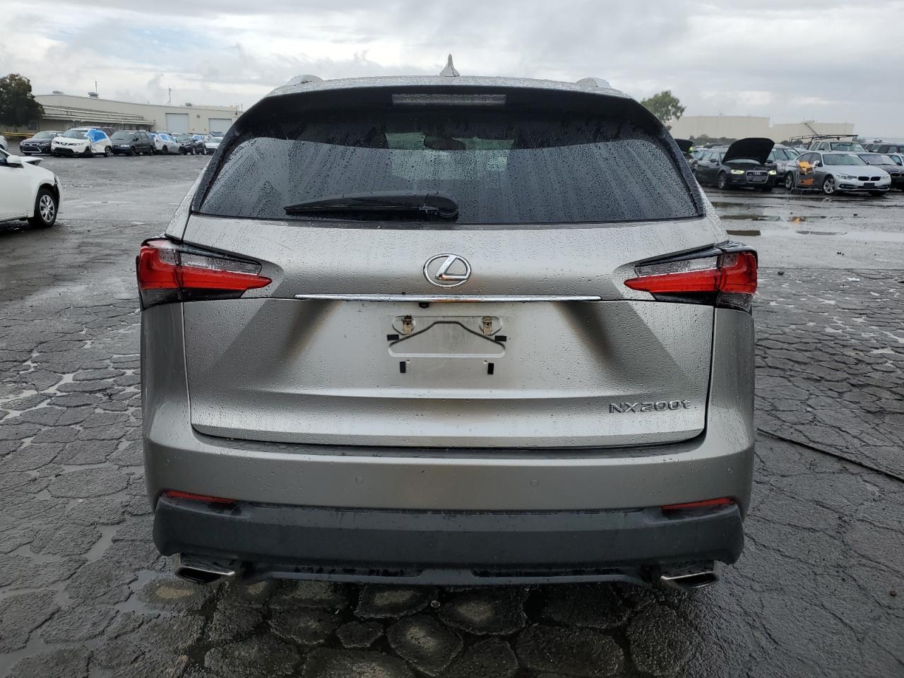 2017 LEXUS NX 200T BA - Фото 6