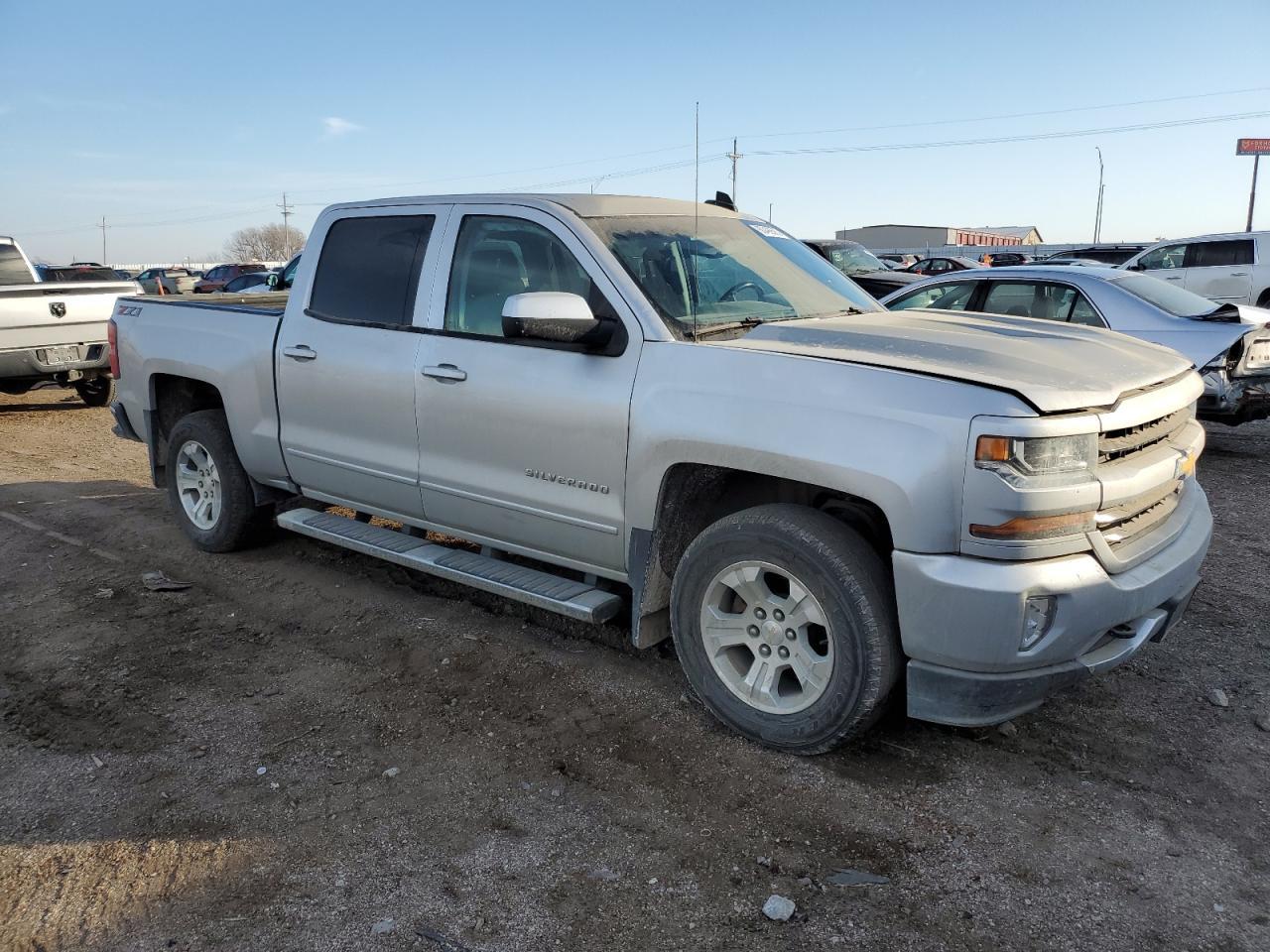 2018 CHEVROLET SILVERADO - Фото 4