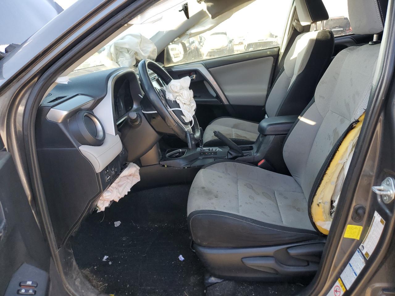 2017 TOYOTA RAV4 XLE - Фото 7