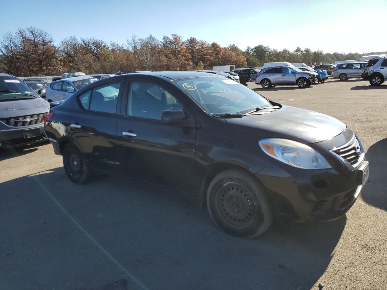 2014 NISSAN VERSA S - Image 4