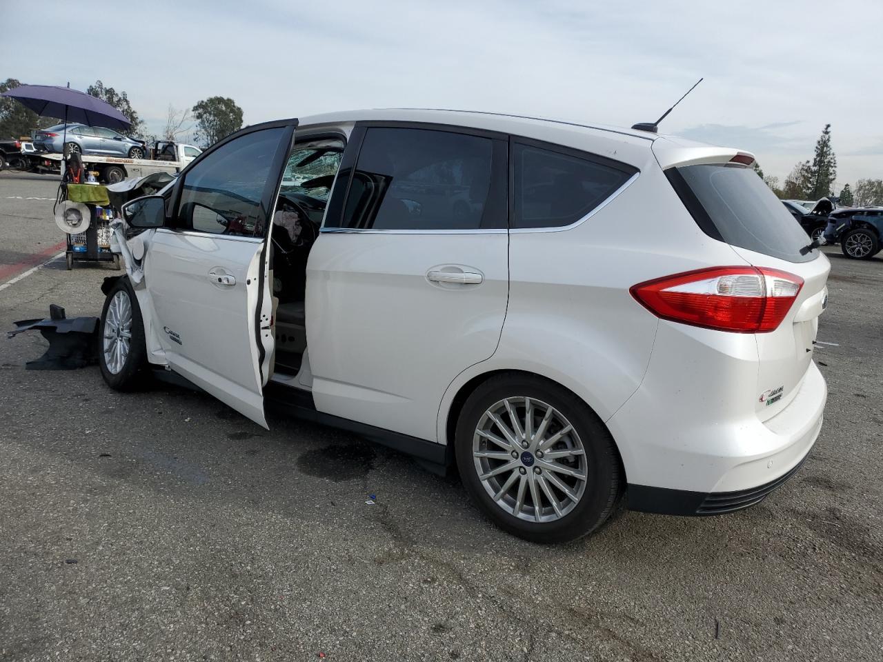 2016 FORD C-MAX PREM - Image 2