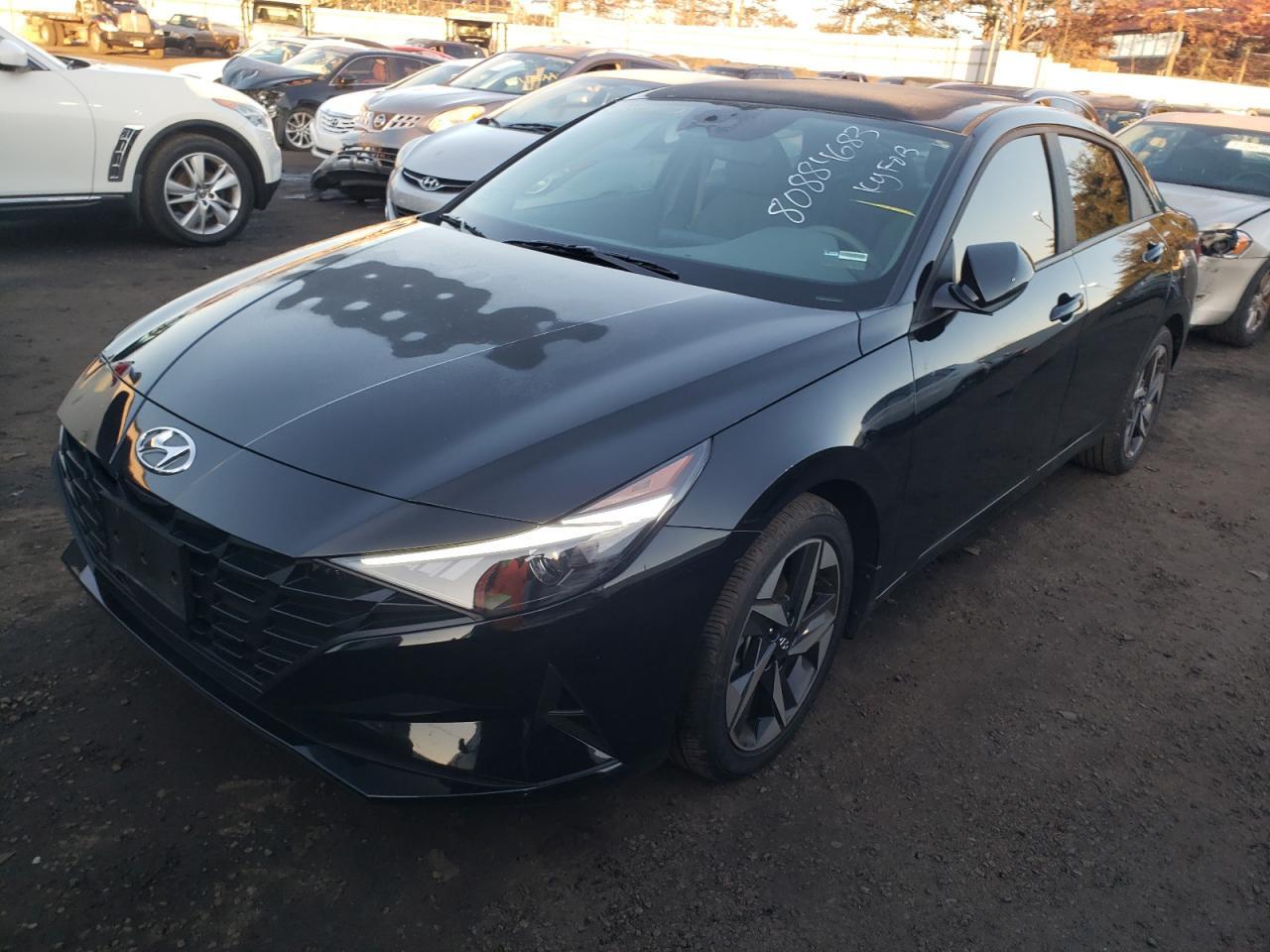 2023 HYUNDAI ELANTRA SE