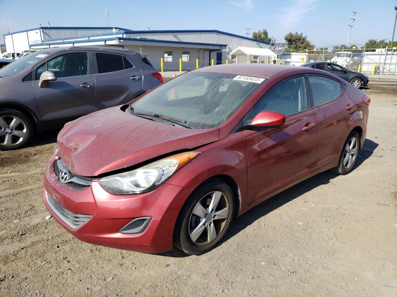 2013 HYUNDAI ELANTRA GL