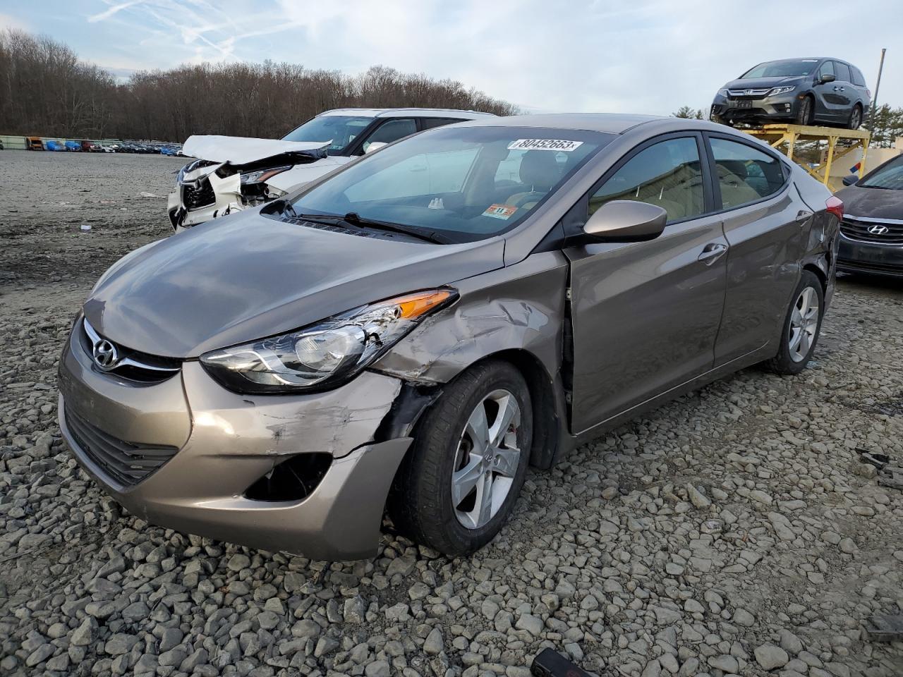 2013 HYUNDAI ELANTRA GL